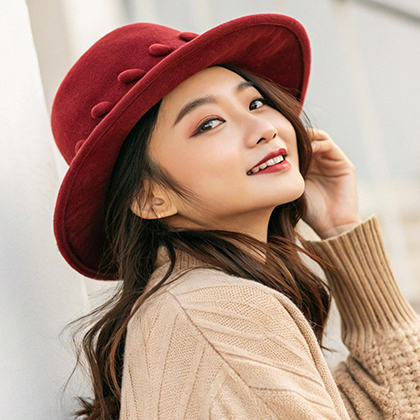 女性